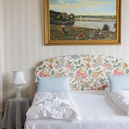 Hotel Aarosund Badehotel