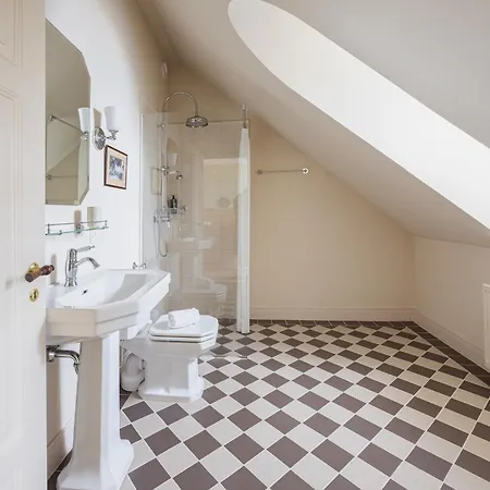 Hotel Aarosund Badehotel